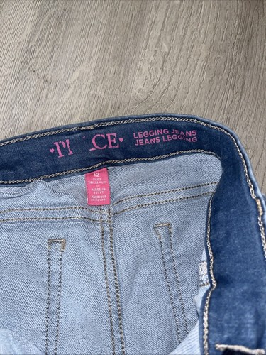 The Children’s Place Girl’s Jeans Size 12 Plus- 2 Pairs- Medium and Dark Wash - Picture 12 of 20