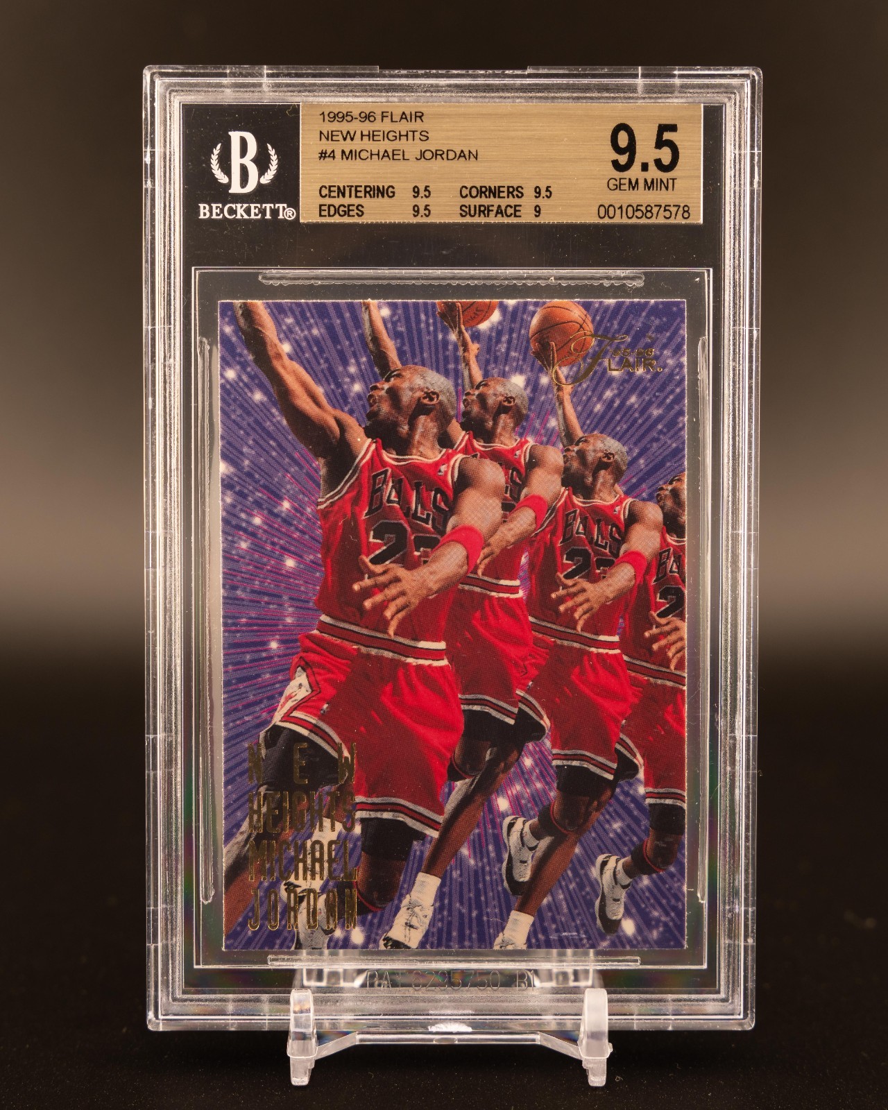 1995-96 Fleer Flair Michael Jordan New Heights #4 Bulls BGS 9.5