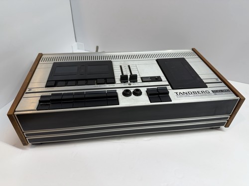 Tandberg TCD 310 Cassette Deck 3 Motors Dual Capstan Powers On Untested - Parts