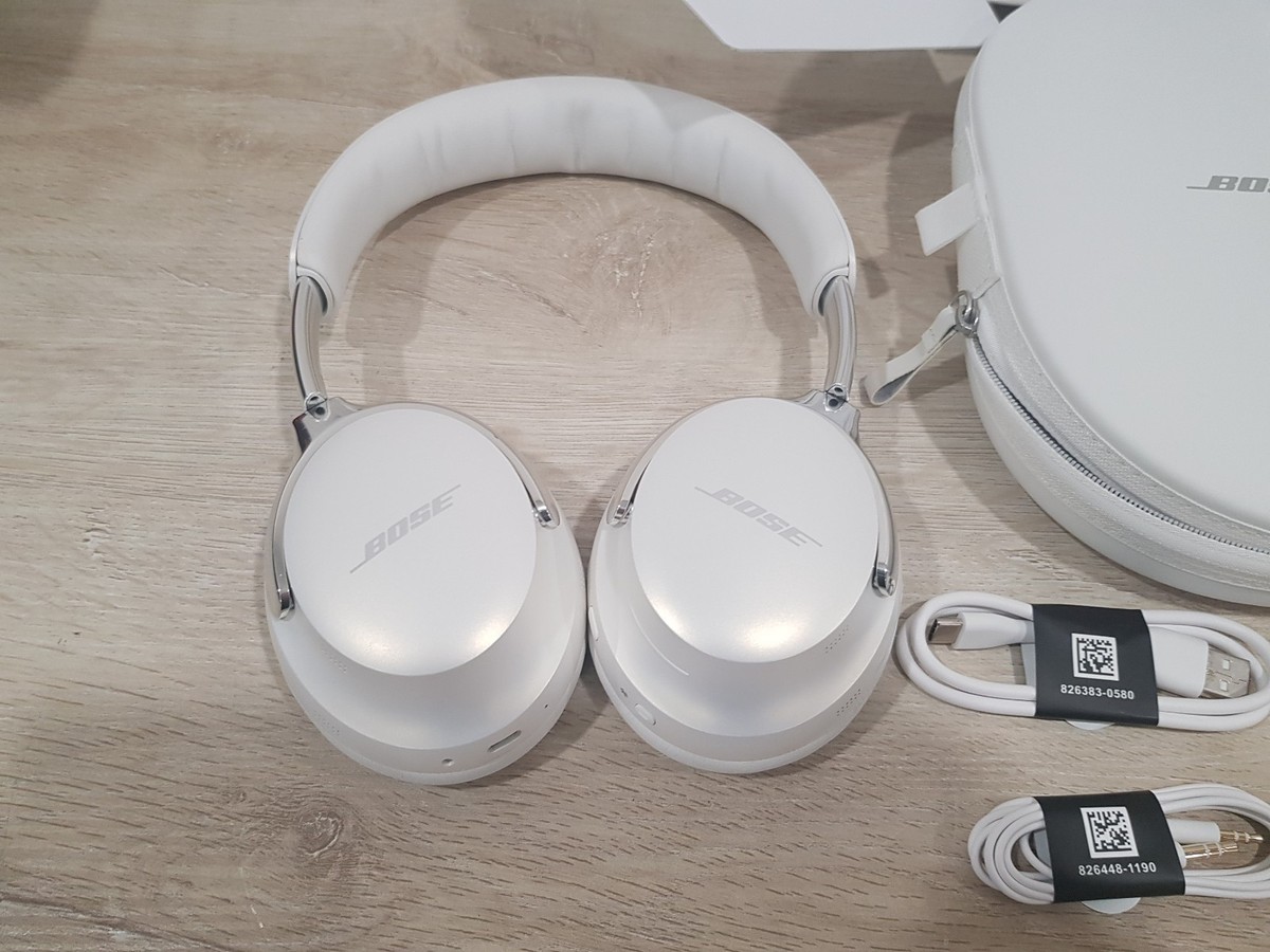 値引BOSE QuietComfortUltra Headphones ホワイト Amazon.com: Bose QuietComfort Ultra Bluetooth Headphones, Wireless