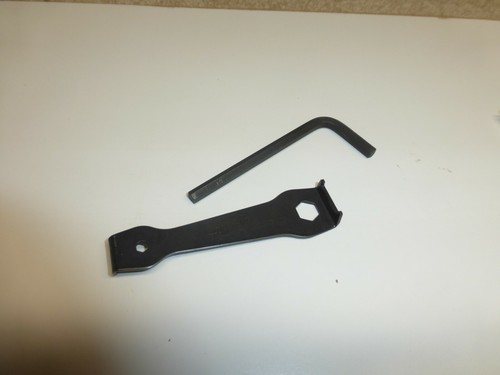 Vintage Shimano Chainring - Peg Spanner / Dust Cap Wrench w/ Allen tool - "NOS" - Picture 5 of 5