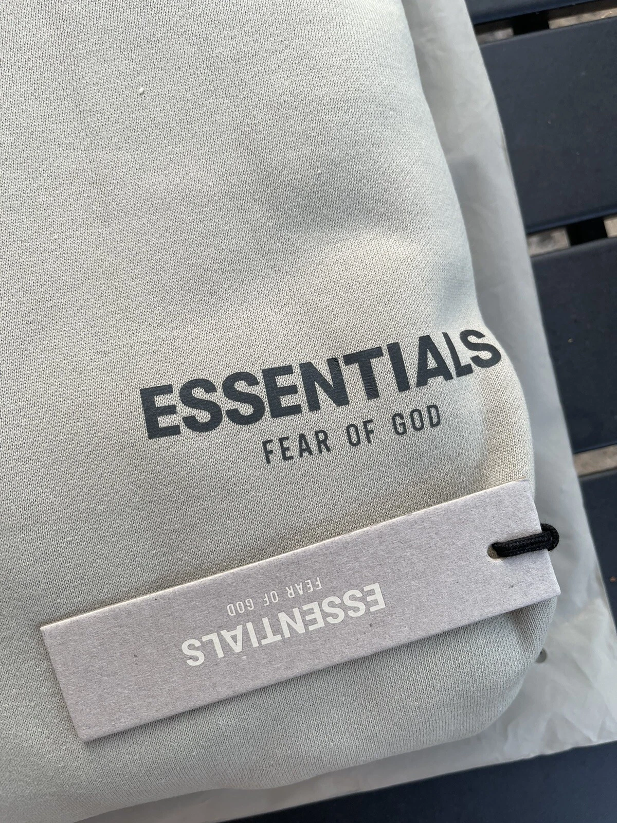 Felpa con cappuccio pullover logo Fear of God Essentials in calcestruzzo da uomo taglia XX Large 2XL