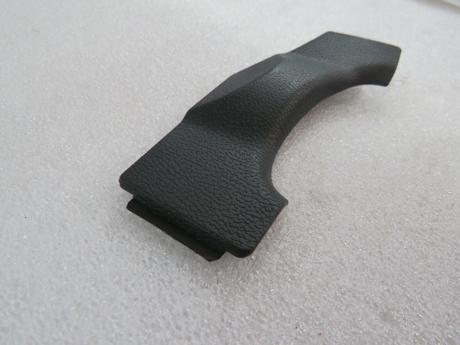 Maserati Levante, Interior Trim Panel, Black, Used, P/N 670060022