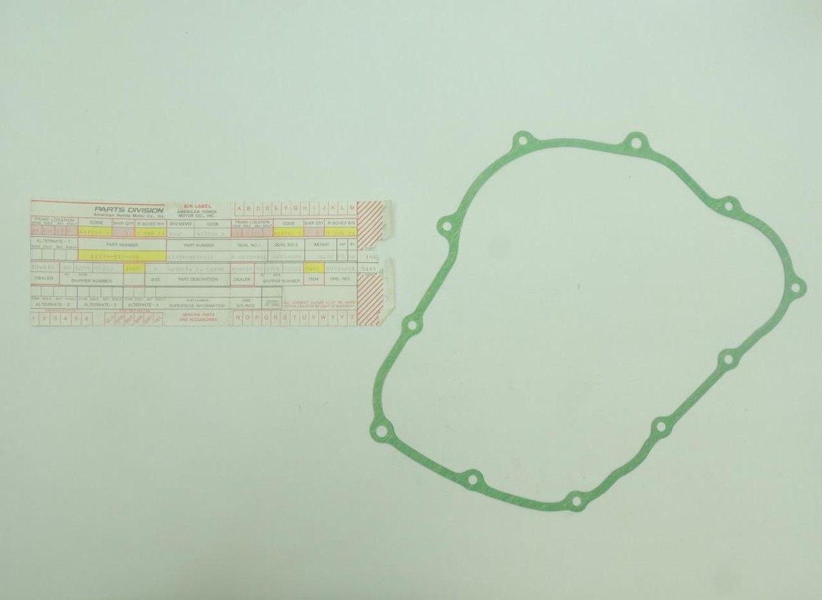 11394-MY2-621 NOS Honda R/H Crankcase Cover Gasket XL600 11394-MY2-621 NOS Honda R/H Crankcase Cover Gasket XL600