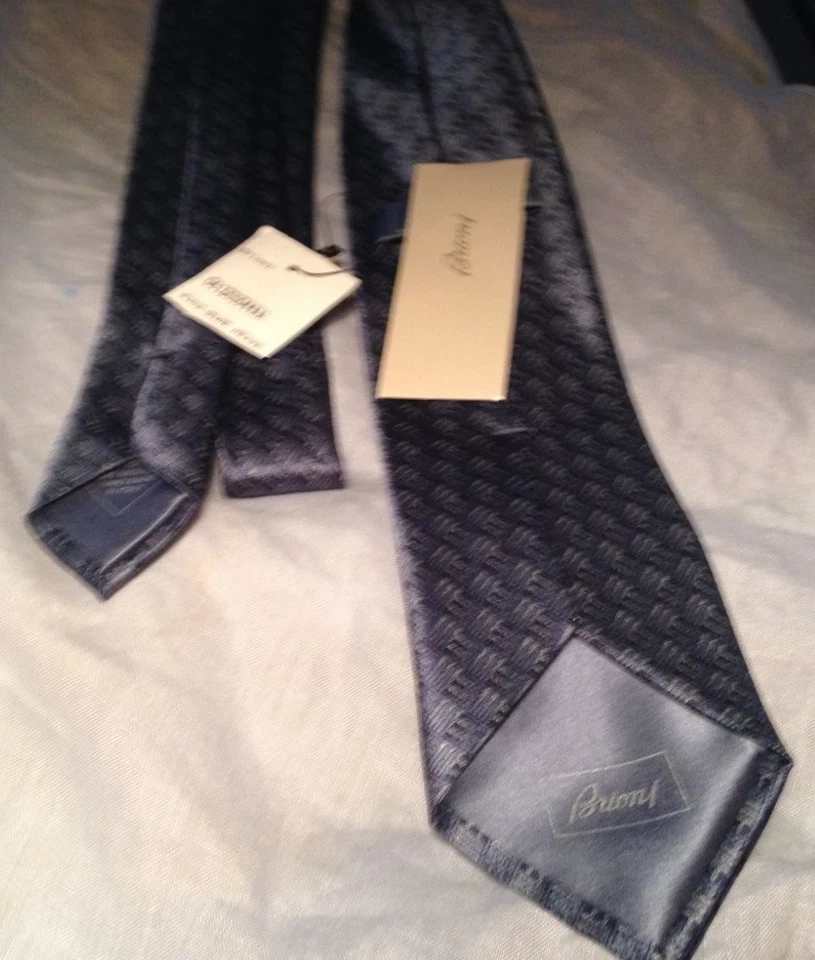Corbata BRIONI hecha en Italia tejida seda cuello precio de venta sugerido por el fabricante $230! Foto 2 de 3