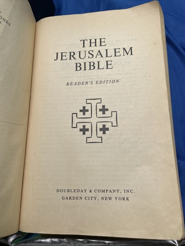The Jerusalem Bible - Readers Edition Paperback Book by Doubleday - 1968 - Picture 5 of 6