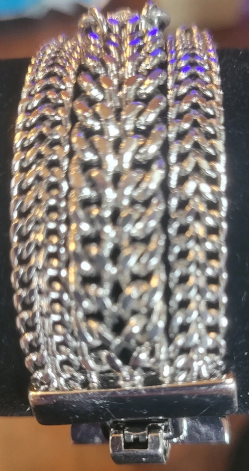 Pulsera Chloe + Isabel Jardins du Trocadero Montana Azul Estilo Art Deco Foto 3 de 4