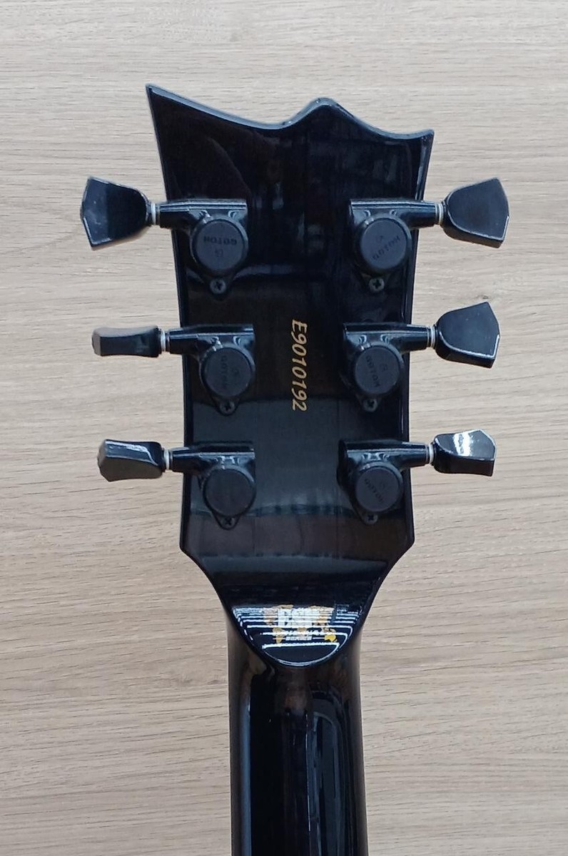 ESP Viper ブラック ESP Viper Black Made in Japan 2019 SG Type Solid Body