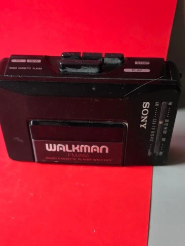 Sony Walkman WM-F2015 Vintage Black FM/AM Radio Cassette Player Tested Working