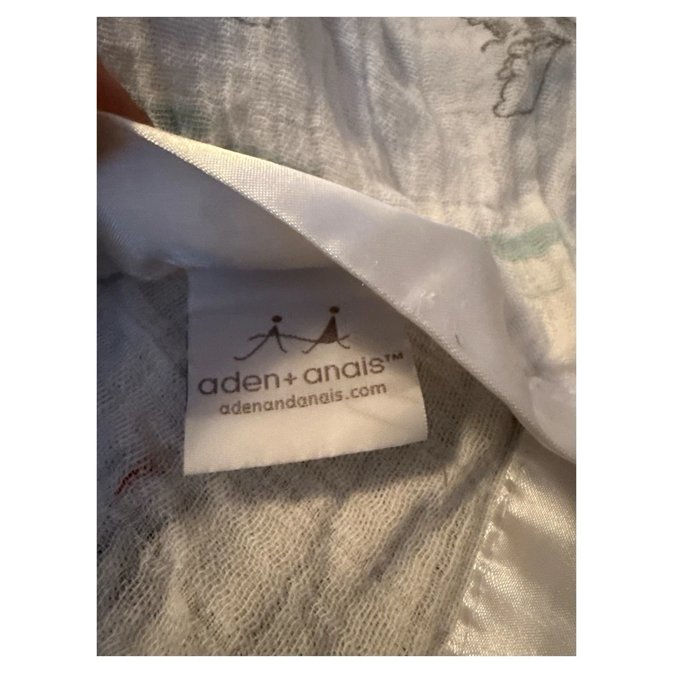 Manta de seguridad de peluche Aden + Anais cachorro perro volador Lovey Foto 4 de 4