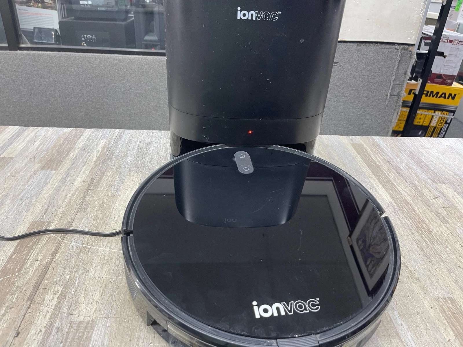 IONVAC SmartClean Robo V4 Vacuum Cleaner Cordless Model 7997 AS IS PART OR REPA