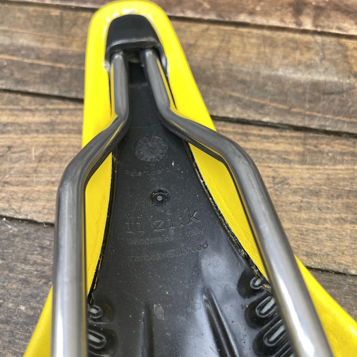 Fizik Arione VS Test Yellow Road Racing Bicycle Saddle Seat Kium