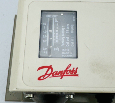 Danfoss X13200305-01 Differential Pressure Transmitter Dwk4b06199 