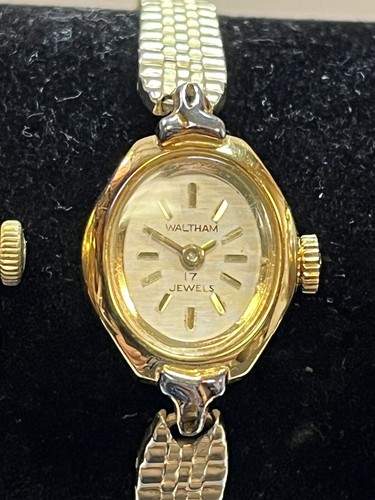 Montre Waltham vintage lot 17 bijoux pour pièces ou réparation - Photo 3/9