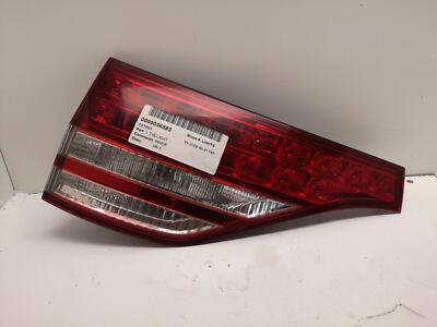 TOYOTA ESTIMA MK3 2006 - 2014 Linker Rücklicht Innen Rot Typ 36583