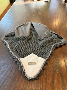 Equestrian Stockholm Ear Bonnet Grey & White