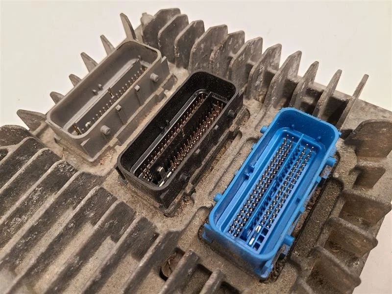 Módulo de control electrónico ECM motor CADILLAC CTS 10-12 3,6 L ID 12616889 Foto 3 de 4