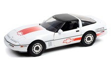 1:18 1988 Chevrolet C4 Corvette -- White w/Orange Stripes -- Greenlight