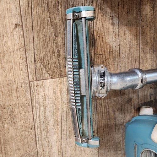 Vintage Electrolux Blue Canister Vacuum Cleaner Model L ~ TESTED & WORKS - Picture 11 of 13