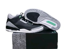 Nike Air Jordan 3 Retro Green Glow CT8532-031 Mens Size 10 No Lid