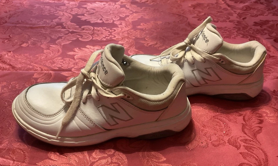 Zapatillas deportivas New Balance de cuero blanco con cordones 813 barra antivuelco ancha para caminar tenis talla 7 Foto 4 de 4