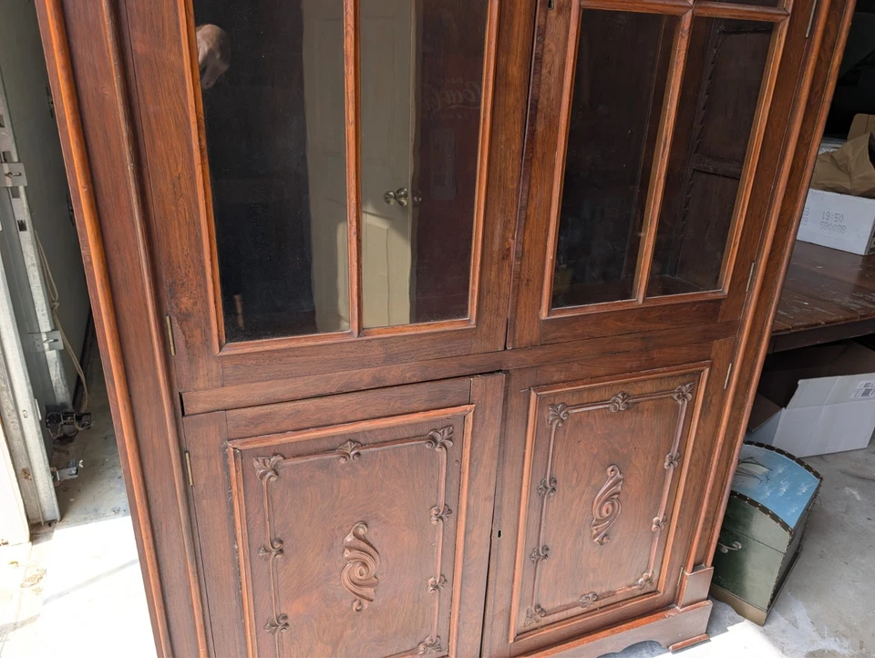 Antique Victorian Walnut 2 Glass Door Cabinet 2 Blind Door Cupboard - Image 3 of 4