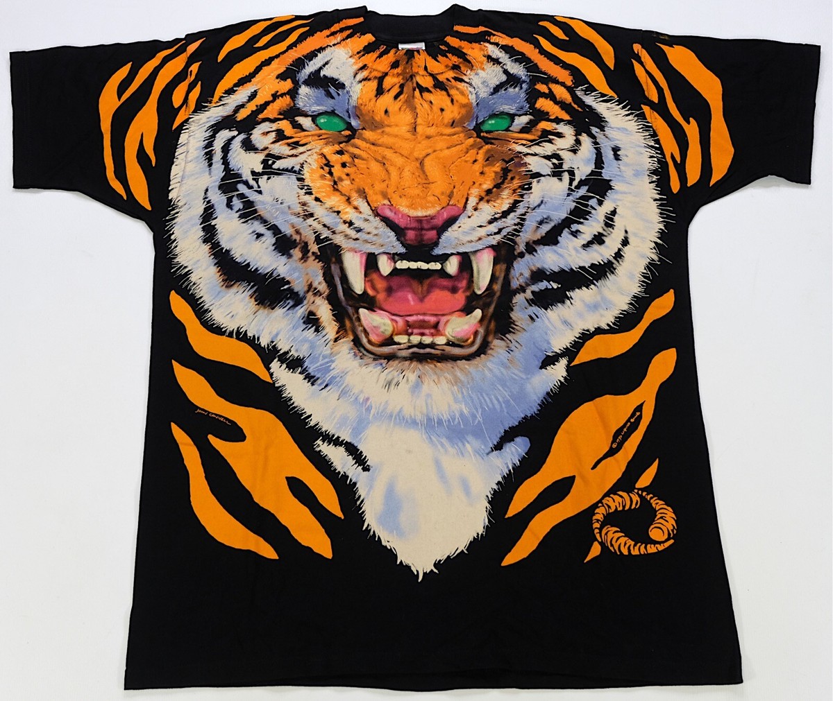 Rare VTG LIQUID BLUE Tiger Big Face All Over Print 1995 T