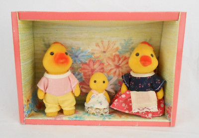 Easter Creations Vintage Collectible Duck Fuzzy Family Set Mom Dad Baby Flocked