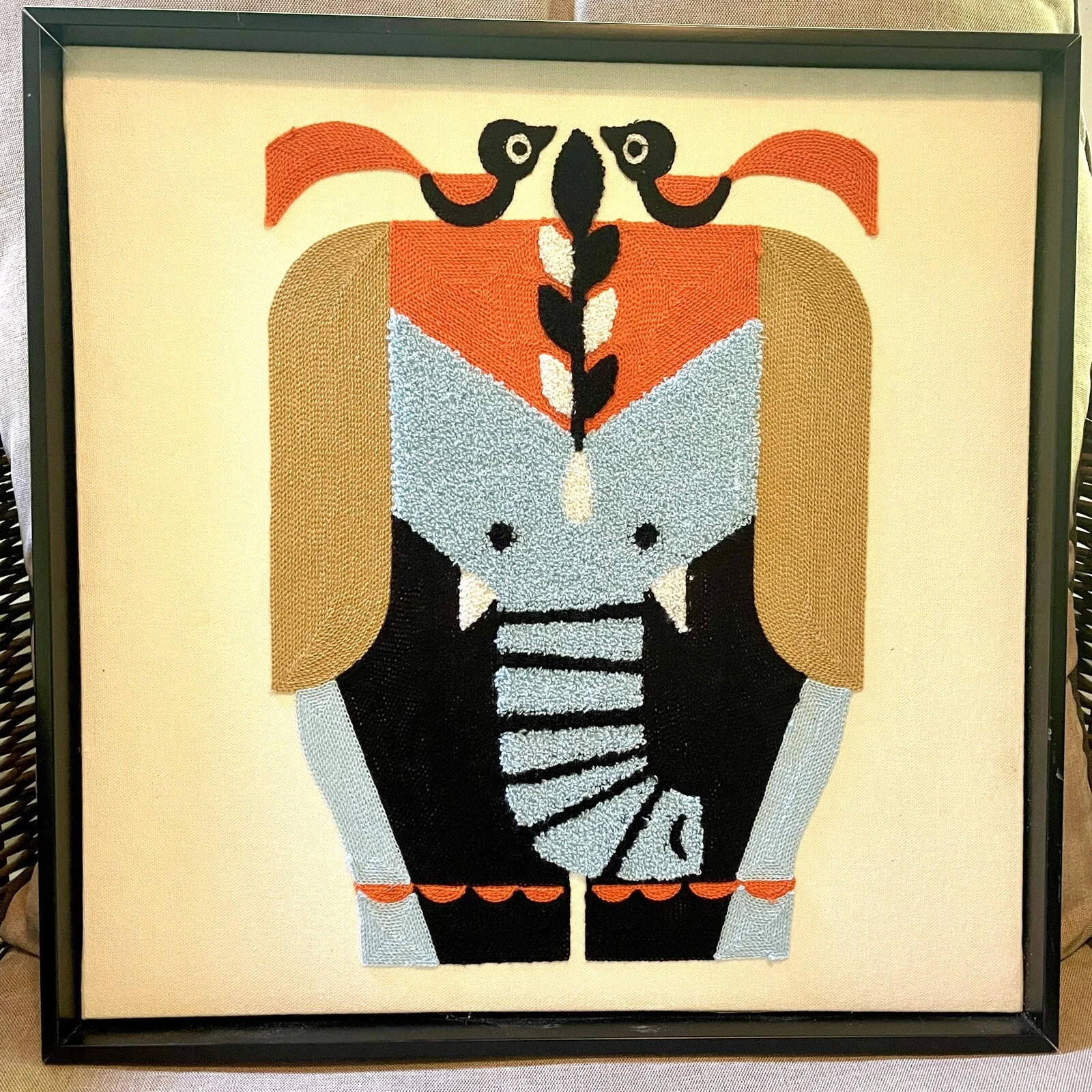 エレファントクルーエル 刺繍 フレーム ウォールハンギング - 画像1/8