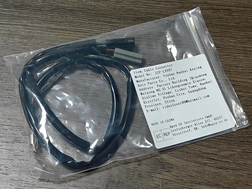 Turn Signal Light Adapters Plug&Play Connector For YAMAHA YZF R25 R3 R6S R6 R1 — 第 2/4 张图片