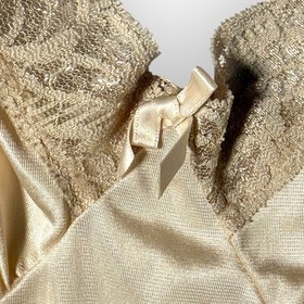 ADONNA Vtg Antique White Satin Nylon Lace 36 Bridal Lingerie Full Slip Dress