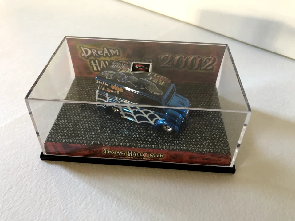 Hot Wheels Dairy Delivery 2002 Dream Halloween Charity -Milk Truck Exclusive - Image 3 of 4