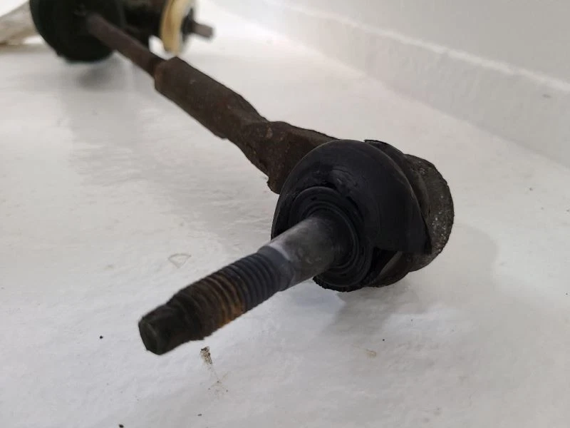 1999-2005 PONTIAC GRAND AM Steering Gear Power Rack And Pinion 26073992        - Image 4 of 4