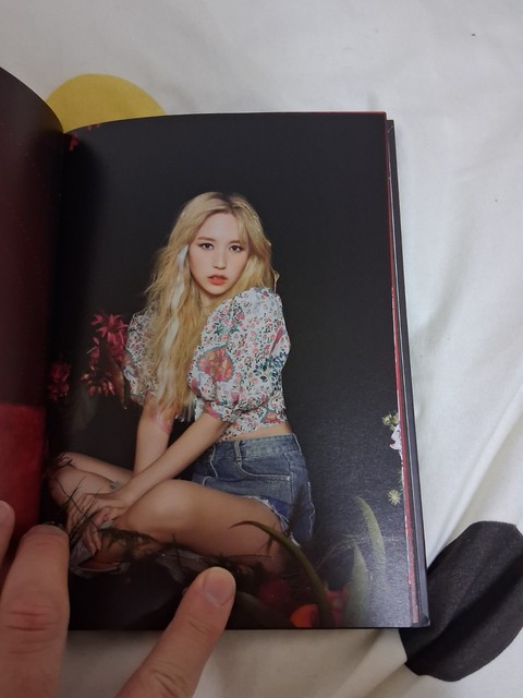TWICE More & More 9th Mini Album Official CD - Rare Chaeyoung Plate Version K-PO