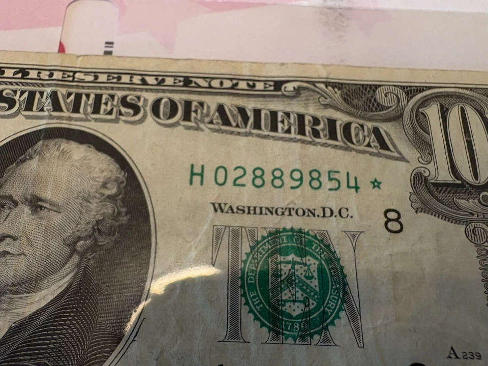 1969 C  Star Federal Reserve Note a $10 Dollar Bill  Star note AU - Image 3 of 4