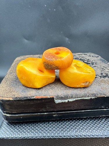 ANTIQUE NATURAL BALTIC ROYAL AMBER Stone pendant BUTTERSCOTCH EGG vtg 天然波羅的海琥 - Picture 7 of 21