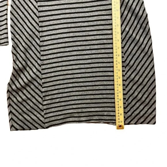 Abito girocollo Tory Burch grigio nero righe orizzontali manica lunga