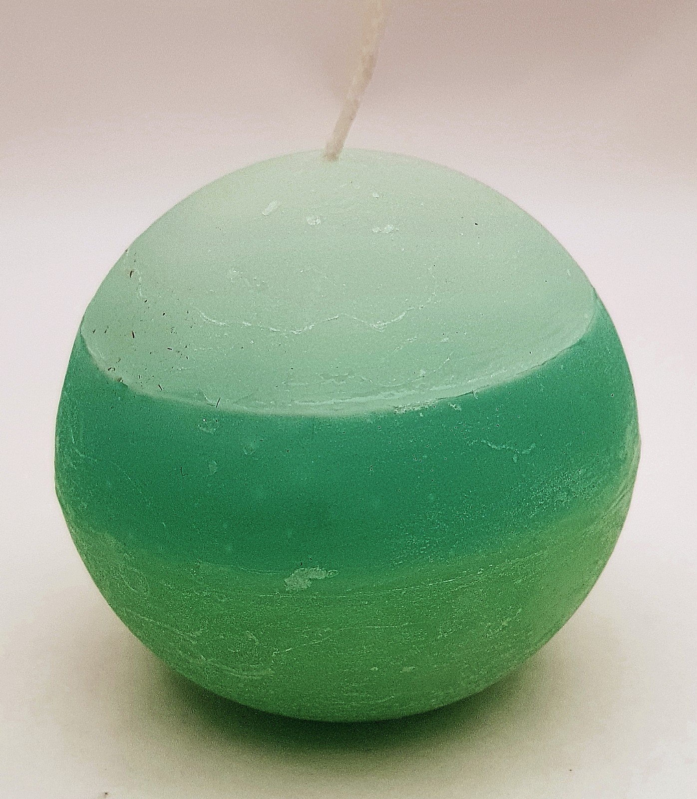 Stumpenkerze Rustikal Mint – Ø 6 Cm, Höhe 10 Cm, Brenndauer Ca. 24 Stunden