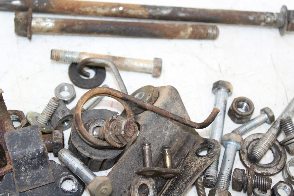 Honda XL175 1975 pernos tornillos de hardware Foto 4 de 4