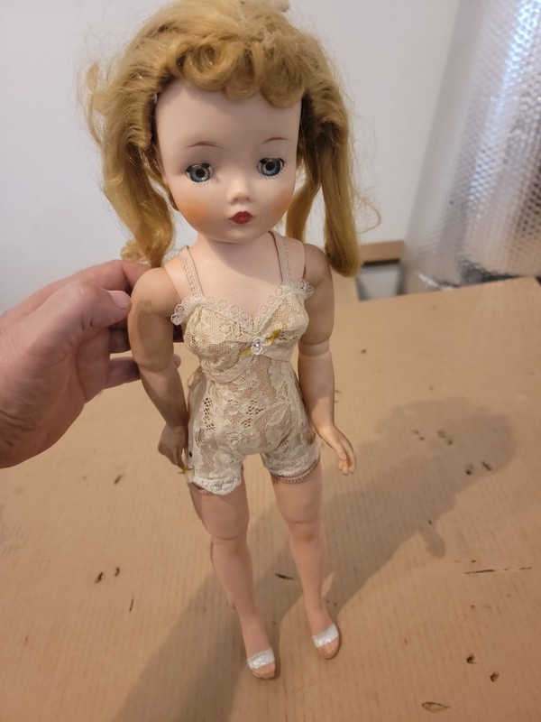 Madam Alexander Cissy Doll