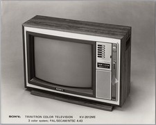 A14 A1454 Sony Trinitron Color Television KV-2012ME Vintage Photo