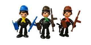 Maxi uovo soldatini anni 70 con fucile e radio