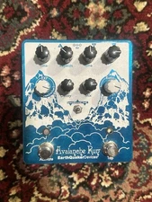 EarthQuaker Devices Avalanche Run V2 Delay and Reverb Pedal