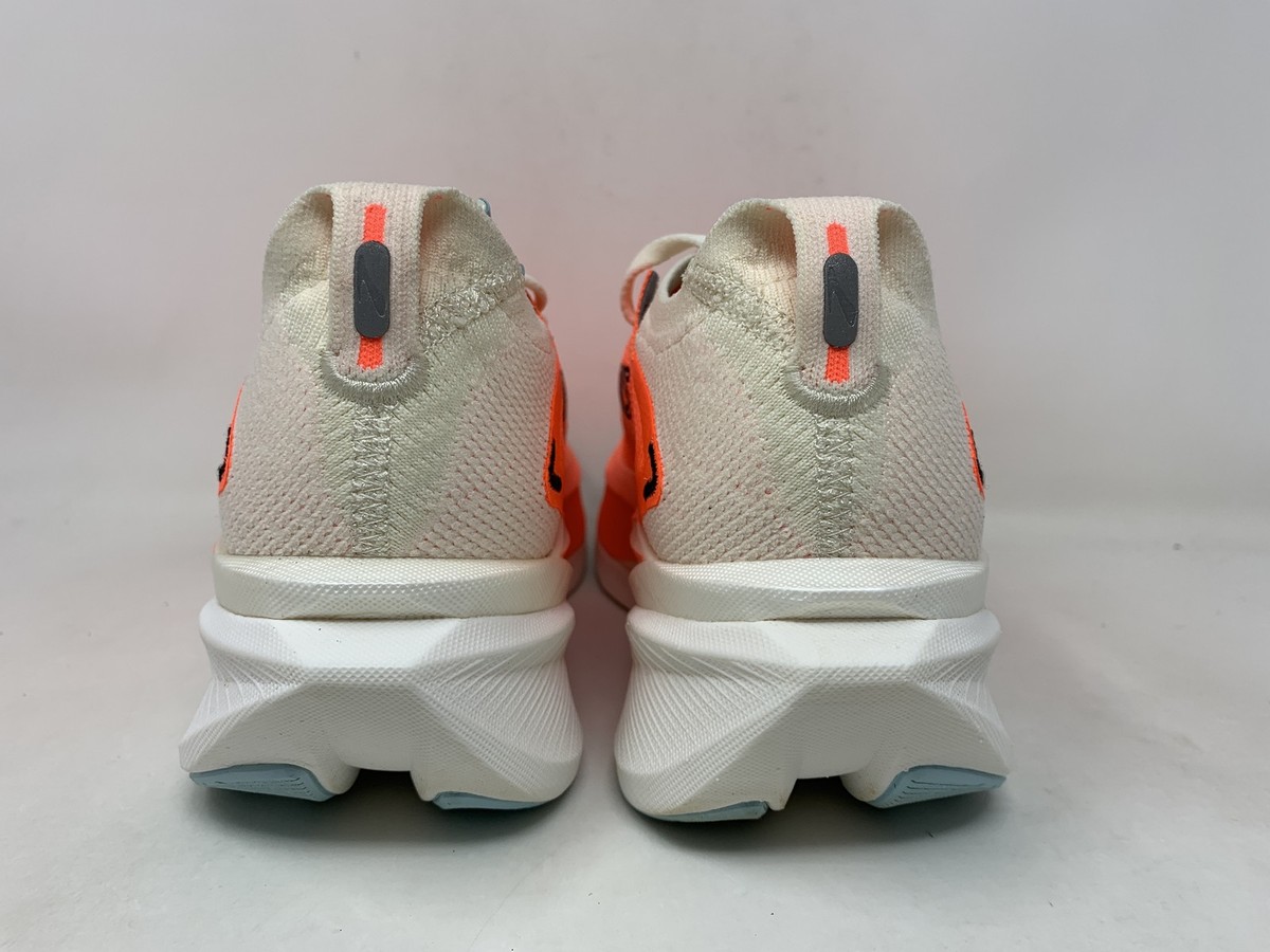 Women's Brooks Hyperion Max 3, Coconut/Fiery Coral/Atomizer, 7.5 B