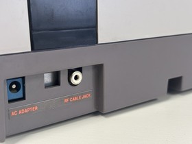 Nintendo Entertainment System NES Konsole Gremlins 2 Spiele 2 Controller funktionst&uuml;chtig