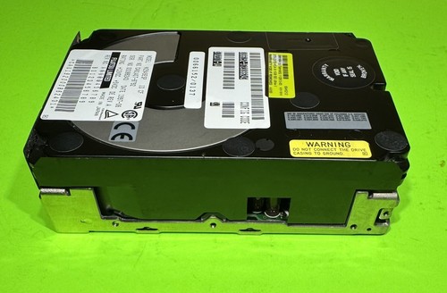 Sun 370-2370 9.1GB 3.5" 7200RPM Single Ended Ultra-1 80pin SCSI HDD, Tested - Picture 5 of 16