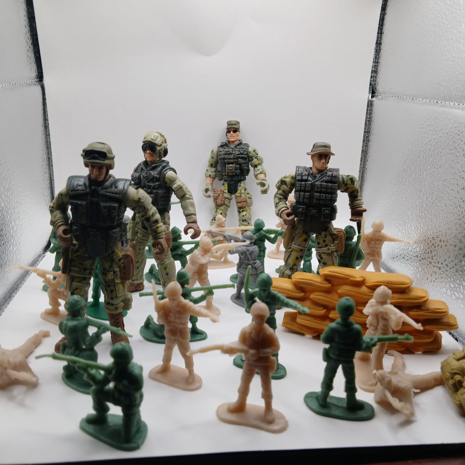 Preowned Vintage Army Action Figures Bundle: Featuring Soldiers, Aircraft