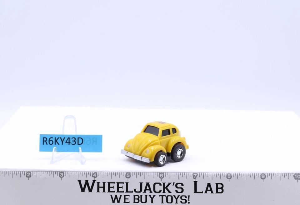 Bumblebee Hasbro REISSUE Transformers 2001 Action Figure - Image 2 of 4