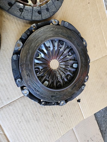 MINI COUNTRYMAN R60 2011 1.6 DIESEL N47C16A VALEO FLYWHEEL DUAL MASS WITH CLUTCH - Picture 6 of 8