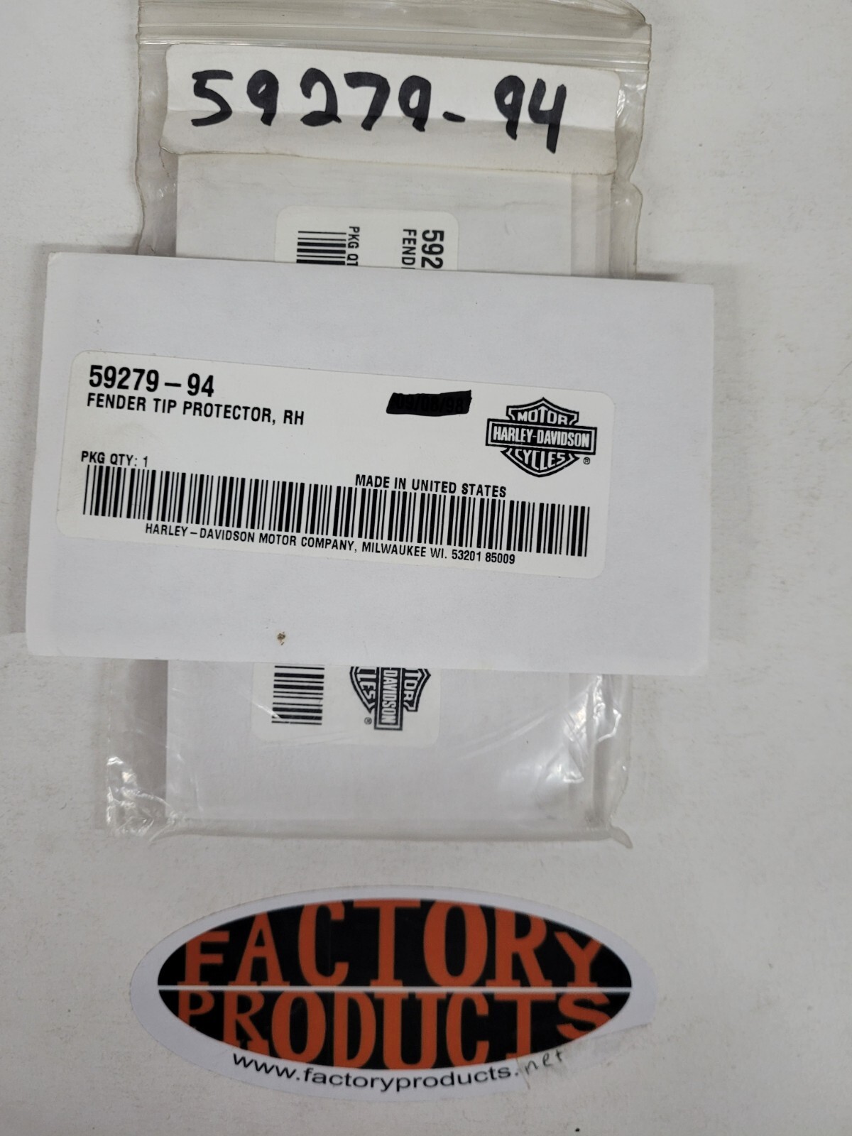 GENUINE HARLEY DAVIDSON RIGHT HAND FENDER TIP PROTECTORS 5927994 eBay